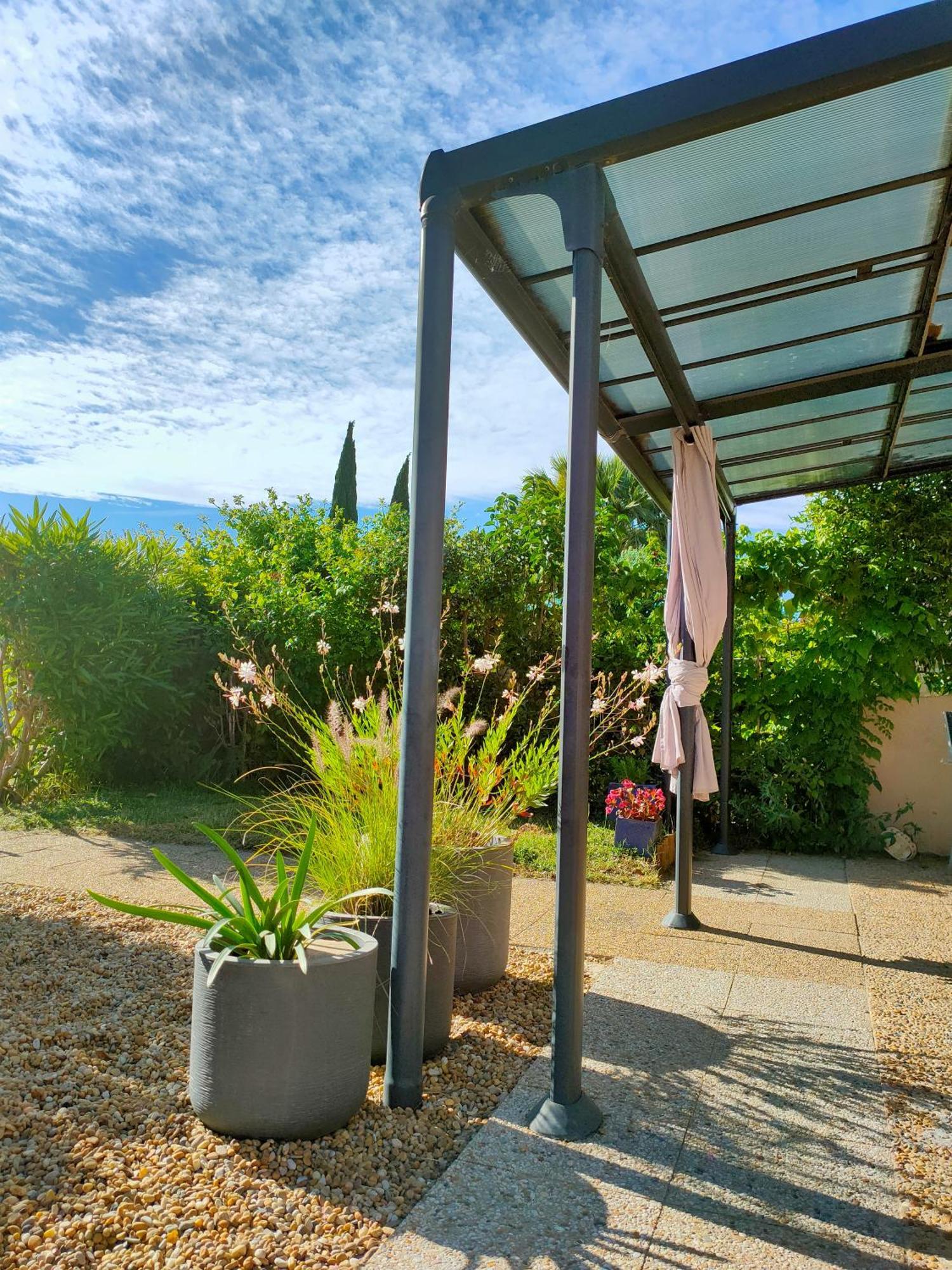 Le Mazet Sooksabai, Confort, Charme Et Decouverte En Petite Camargue Saint-Laurent-d'Aigouze Exterior photo